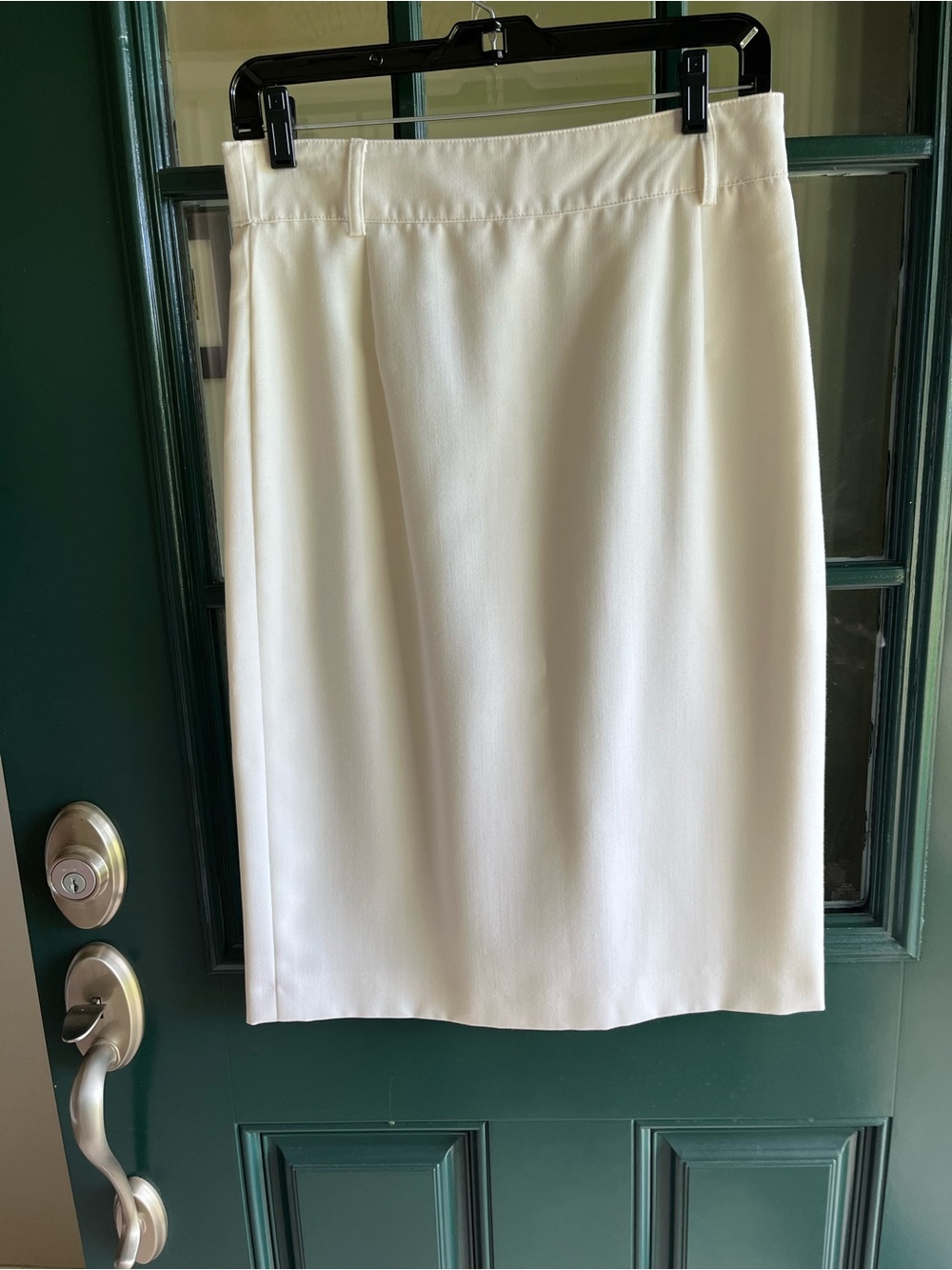 Mondi  Ivory White Pencil Skirt in Excellent Pre-owned Condition